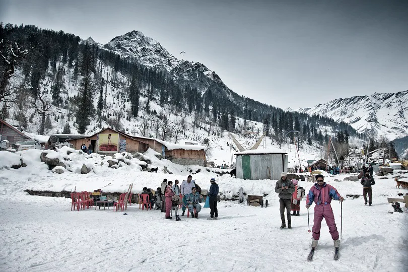 Delhi to Manali Taxi